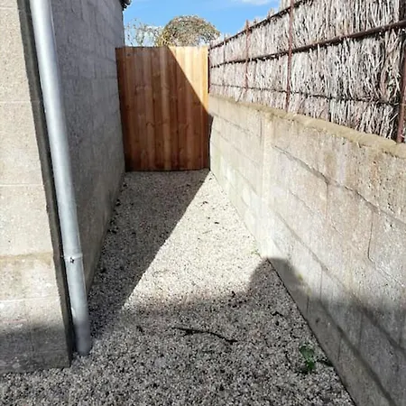 Maison Spacieuse A Le Vivier-sur-mer, Proches Des Commodites *